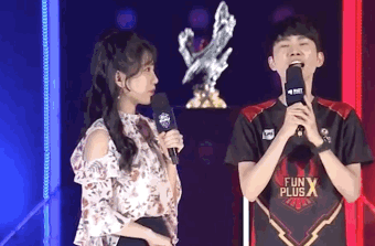 一副牌的稳 一副牌的稳